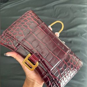 WOMEN'S HOURGLASS SMALL HANDBAG CROCODILE